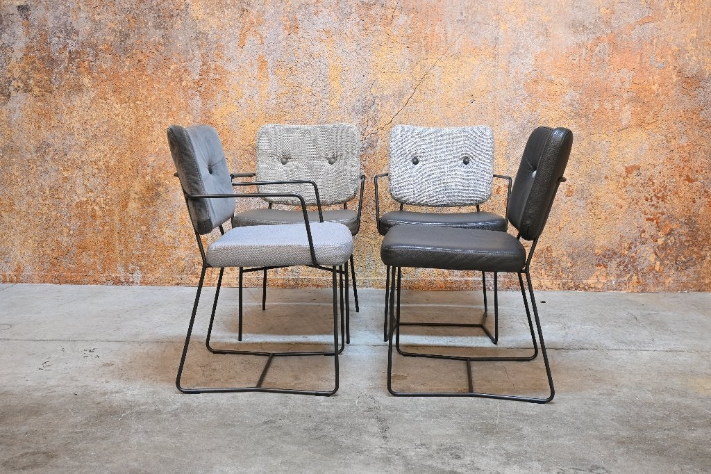 ZGANieuw 4 Bert Plantagie Kiko design eetkamer stoelen, Huis en Inrichting, Overige kleuren, Leer, Ophalen of Verzenden, Zo goed als nieuw