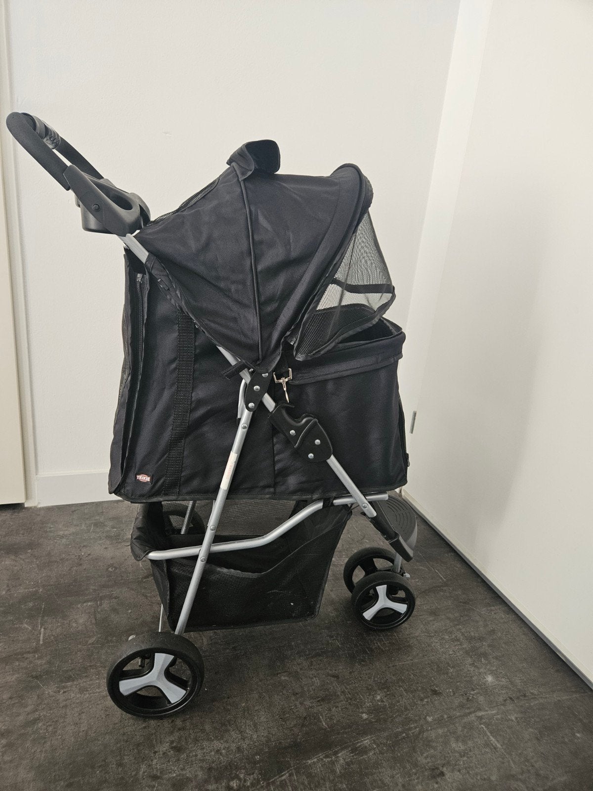 Nette Trixie Hondenbuggy / Kattenbuggy – Inklapbaar (Zwart), Dieren en Toebehoren, Ophalen