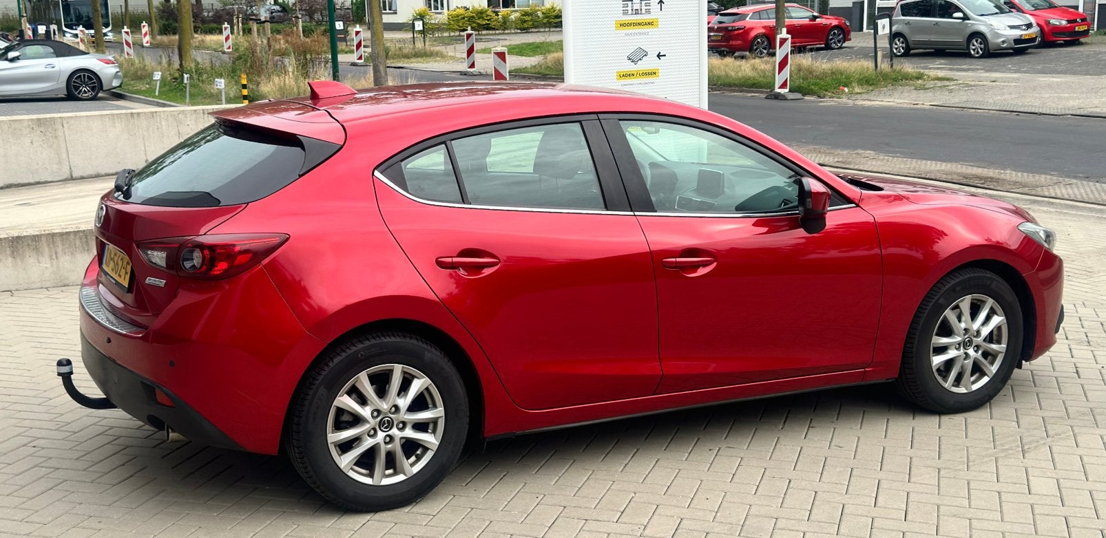 ‼️MAZDA 3 2.0 TS + 120PK AUT/TIPTRONIC NAVI TREKHAAK PDC ‼️, Stof, Zwart, 4 cilinders, Bedrijf