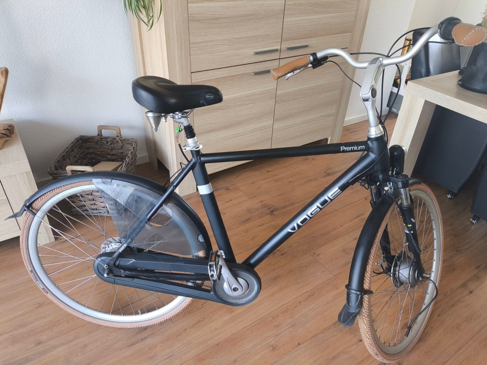 Vogue Premium fiets voor onderdelen!!!, Ophalen, Zo goed als nieuw, Overige merken