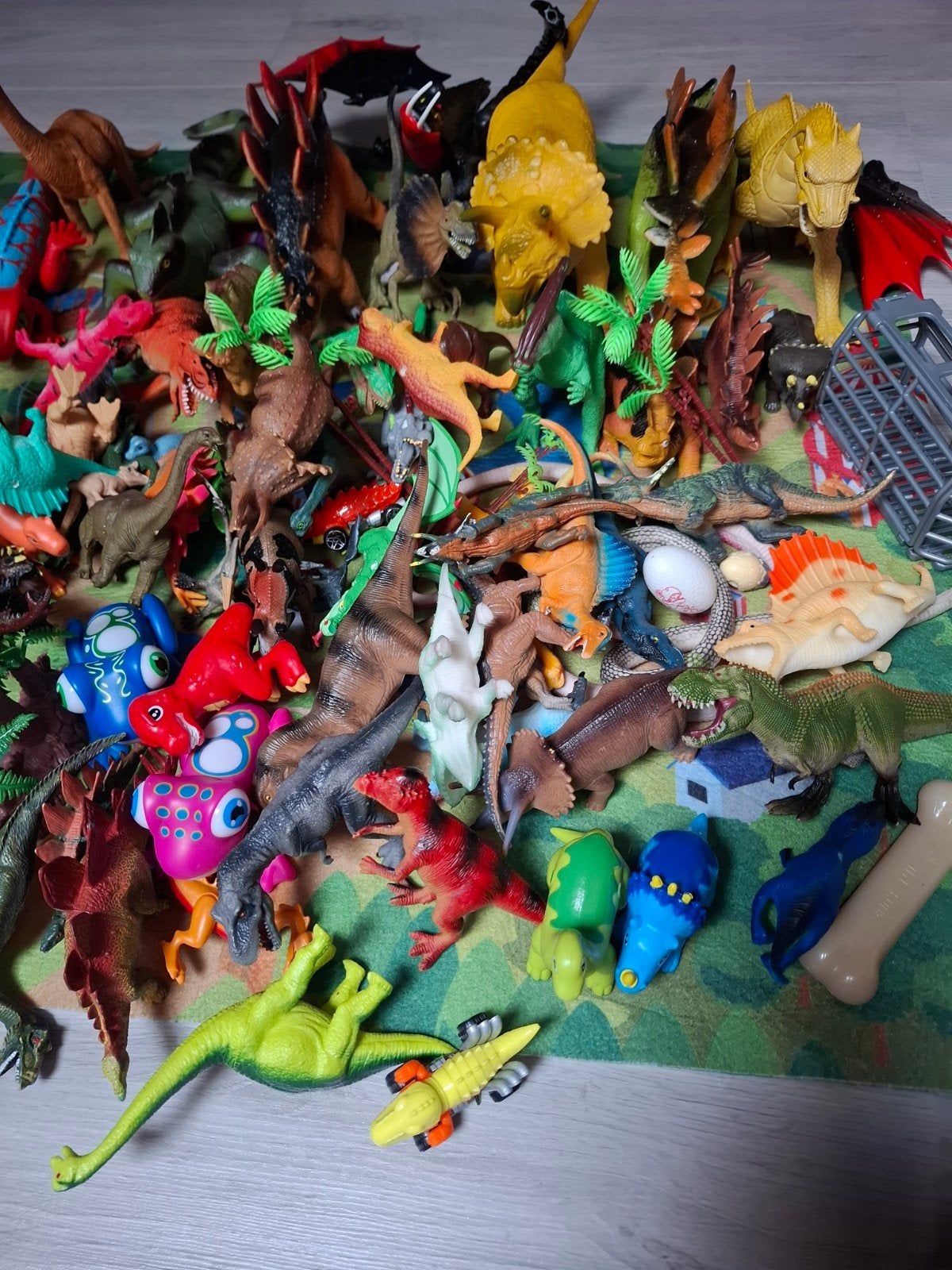 Grote collectie dinosaurus speelgoed en accessoires, Ophalen, Gebruikt, Jongen of Meisje