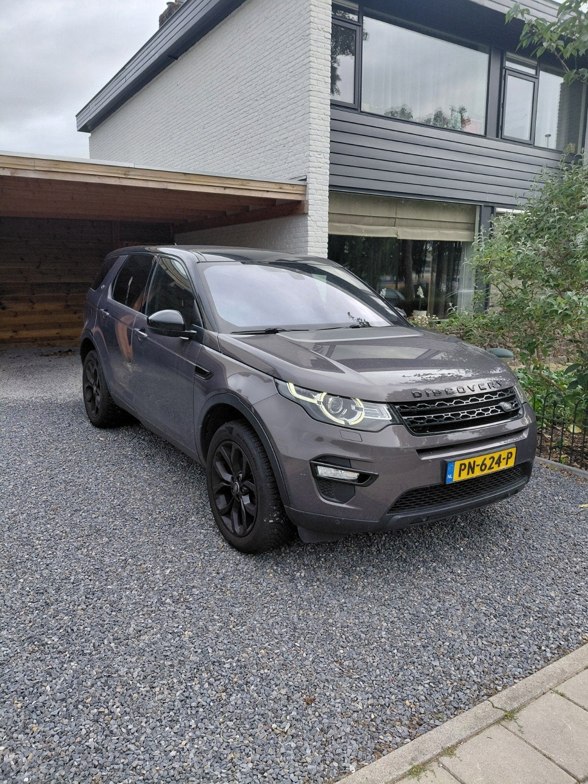 Land Rover Discovery Sport 2.0 TD4 4WD Aut9 2016 Grijs, Auto's, Land Rover, Automaat, Navigatiesysteem, 4 cilinders, 179 pk