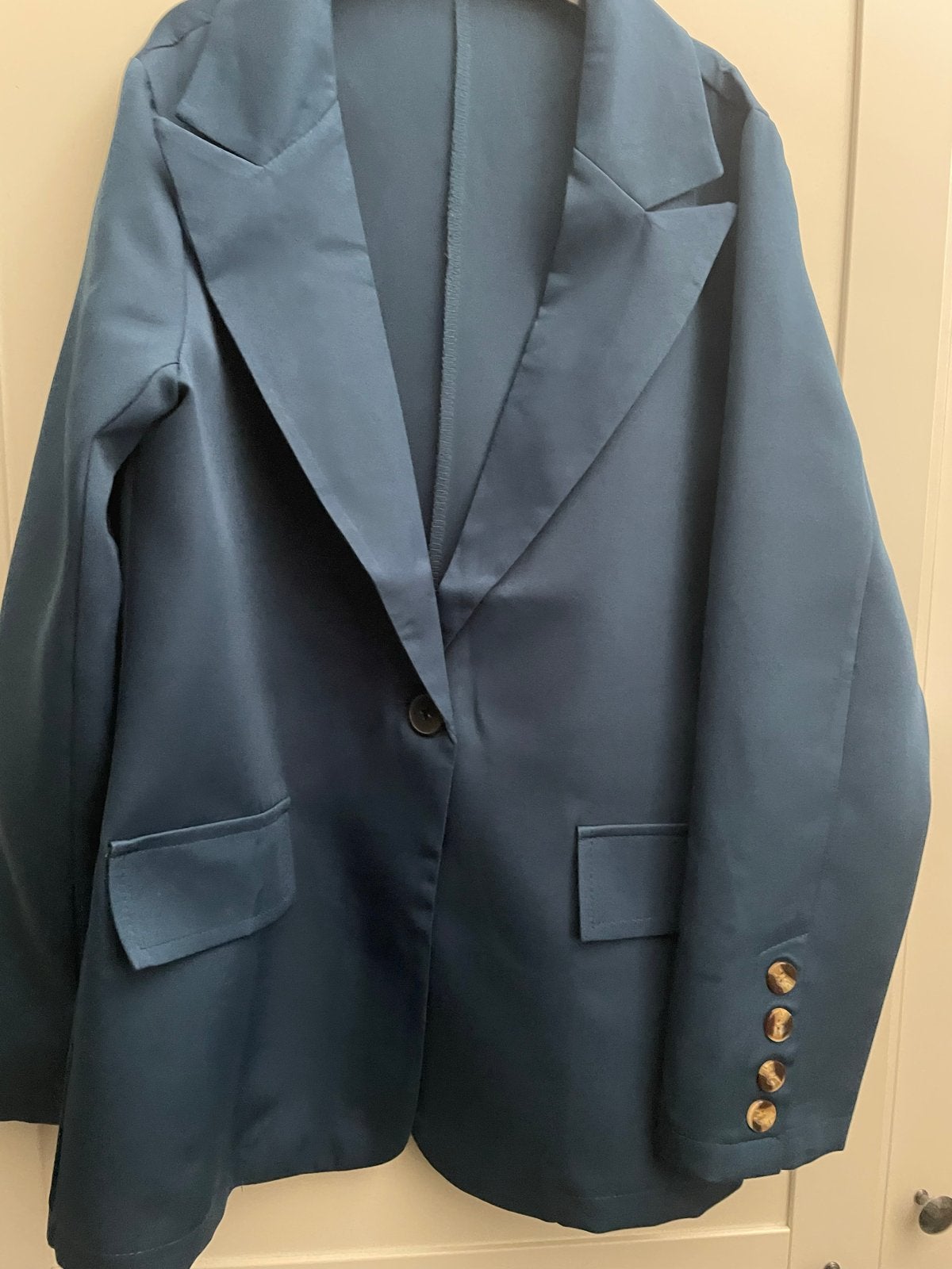 Nieuw blauw kostuum/pak maat S, Kleding | Dames, Kostuum of Pak, Blauw, Nieuw, Ophalen of Verzenden
