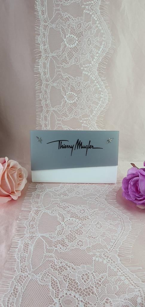 Thierry Mugler Stand logo wit silver verzameling, Verzamelen, Ophalen of Verzenden, Zo goed als nieuw, Miniatuur