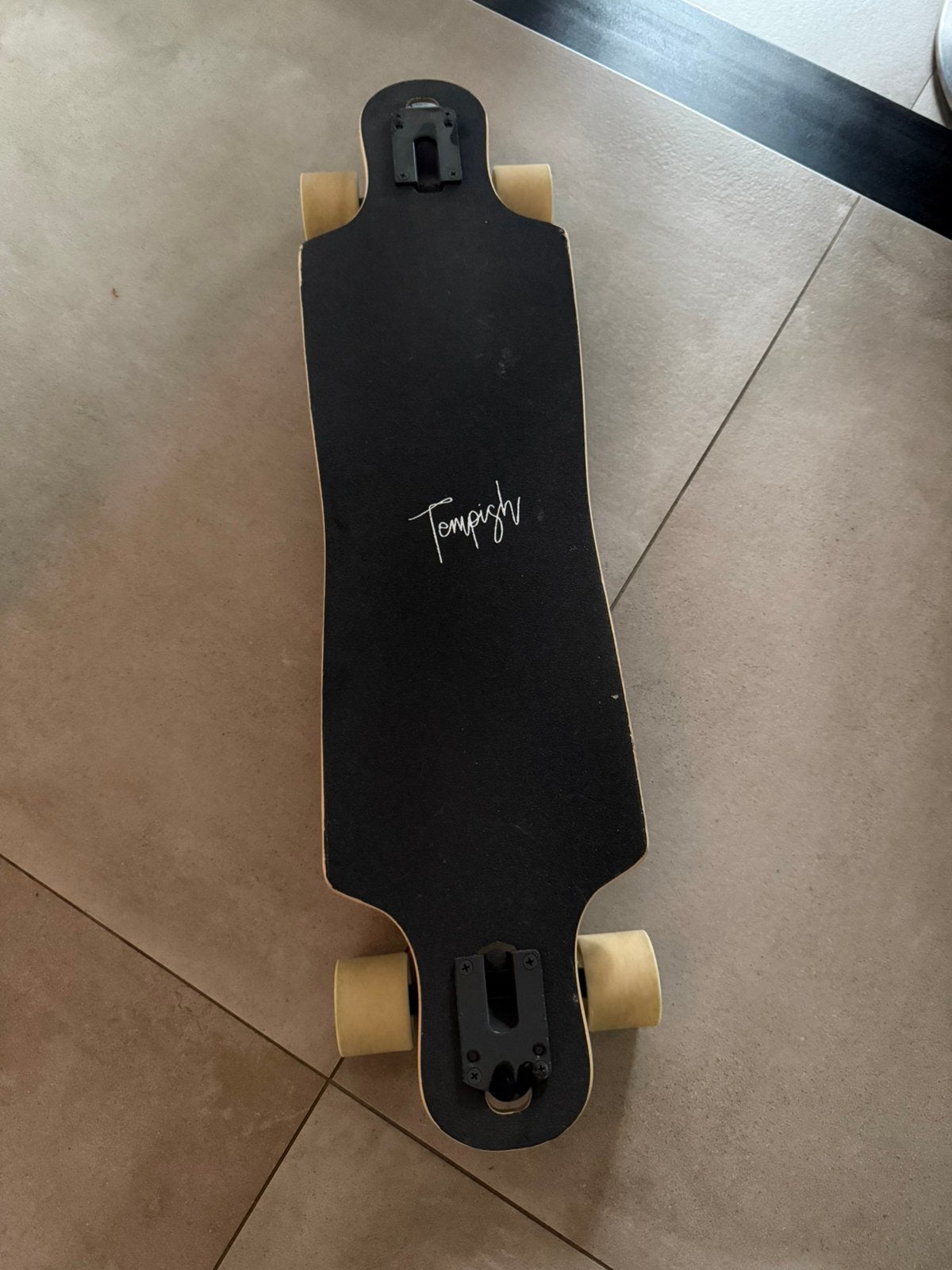 Tempish longboard, Sport en Fitness, Skateboarden, Ophalen of Verzenden, Zo goed als nieuw, Longboard