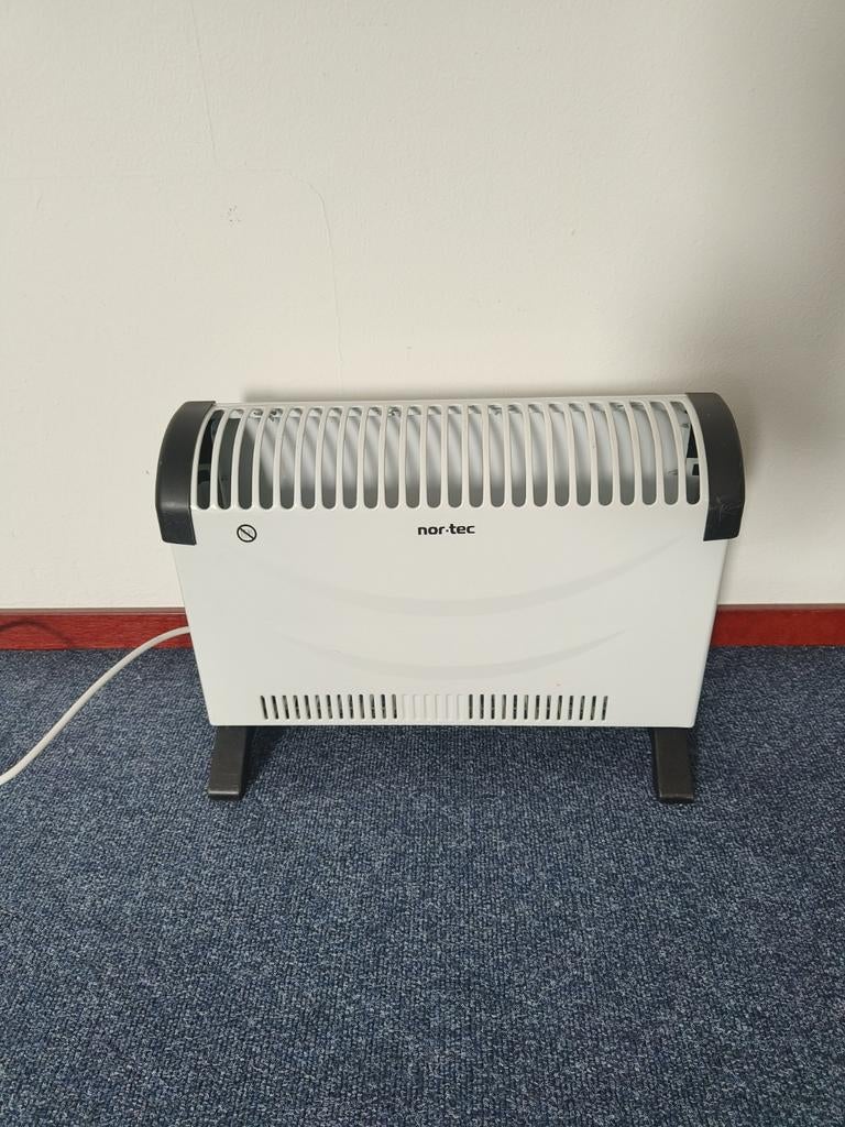 Nor-Tec Convectorkachel 1800-2000W - Gebruikt, Gebruikt, Minder dan 30 cm, Kachel, Ophalen of Verzenden