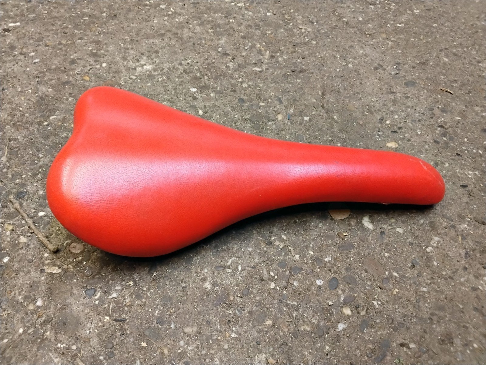 ROOD RACEFIETSZADEL, Ophalen of Verzenden