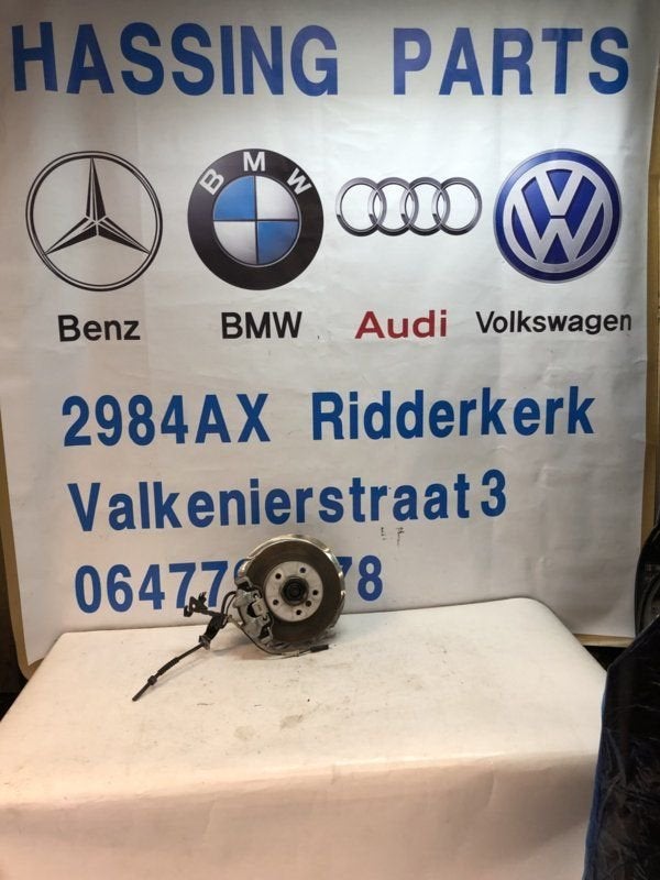 BMW 1 Serie F20 fusee stuk Rechtsvoor, Auto-onderdelen, Gebruikt, -, -, Ophalen of Verzenden