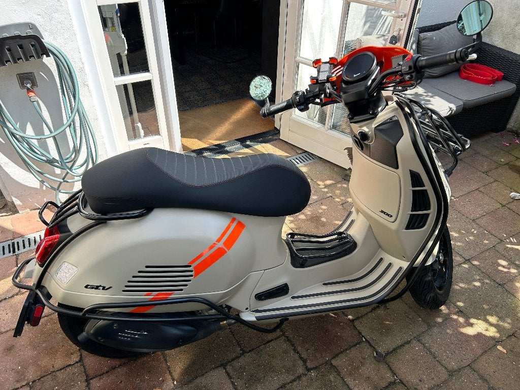 Vespa GTV 300 Beige Avvolgente Matt (2024), Scooter, 300 cc, Motorrijbewijs A, Particulier