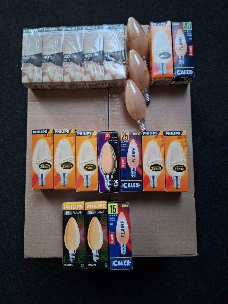 Setje Gloeilampen softone flame kaarsjes e14, Huis en Inrichting, Lampen | Losse lampen, Philips, Gloeilamp, E14 (klein), Nieuw