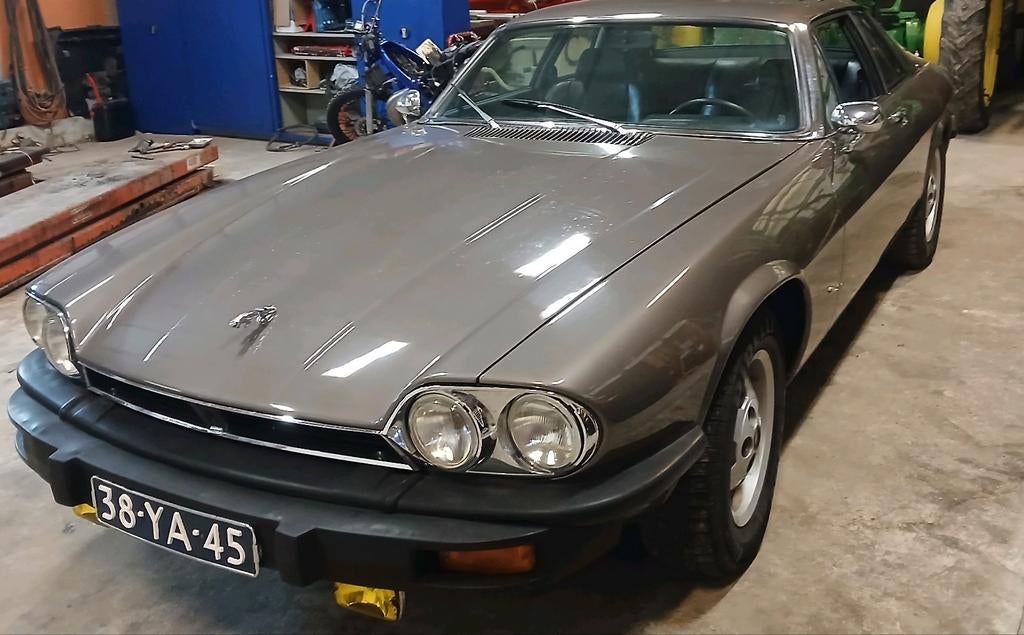 Jaguar XJS 5.3 AUT 1976 Grijs, Auto's, Automaat, 288 pk, 12 cilinders, Leder