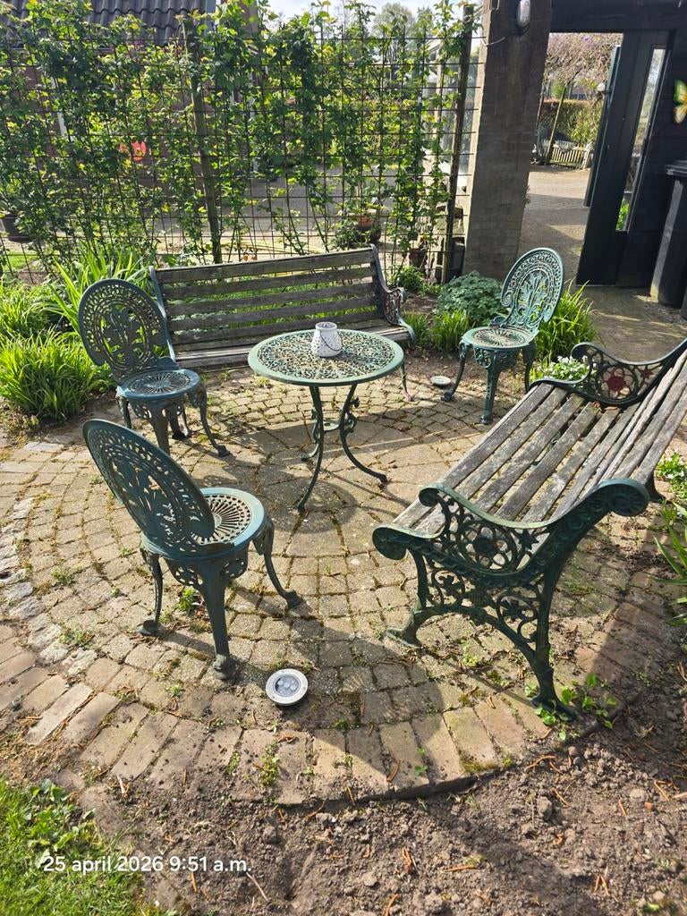 Tuinbank, Stoelen en tafeltje van giet ijzer, Antiek en Kunst, Curiosa en Brocante, Ophalen