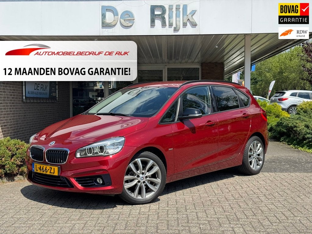 BMW 2-serie Active Tourer 218i High Executive | Navi, Cruise, Auto's, BMW, 1345 kg, Gebruikt, Bedrijf, 19 km/l