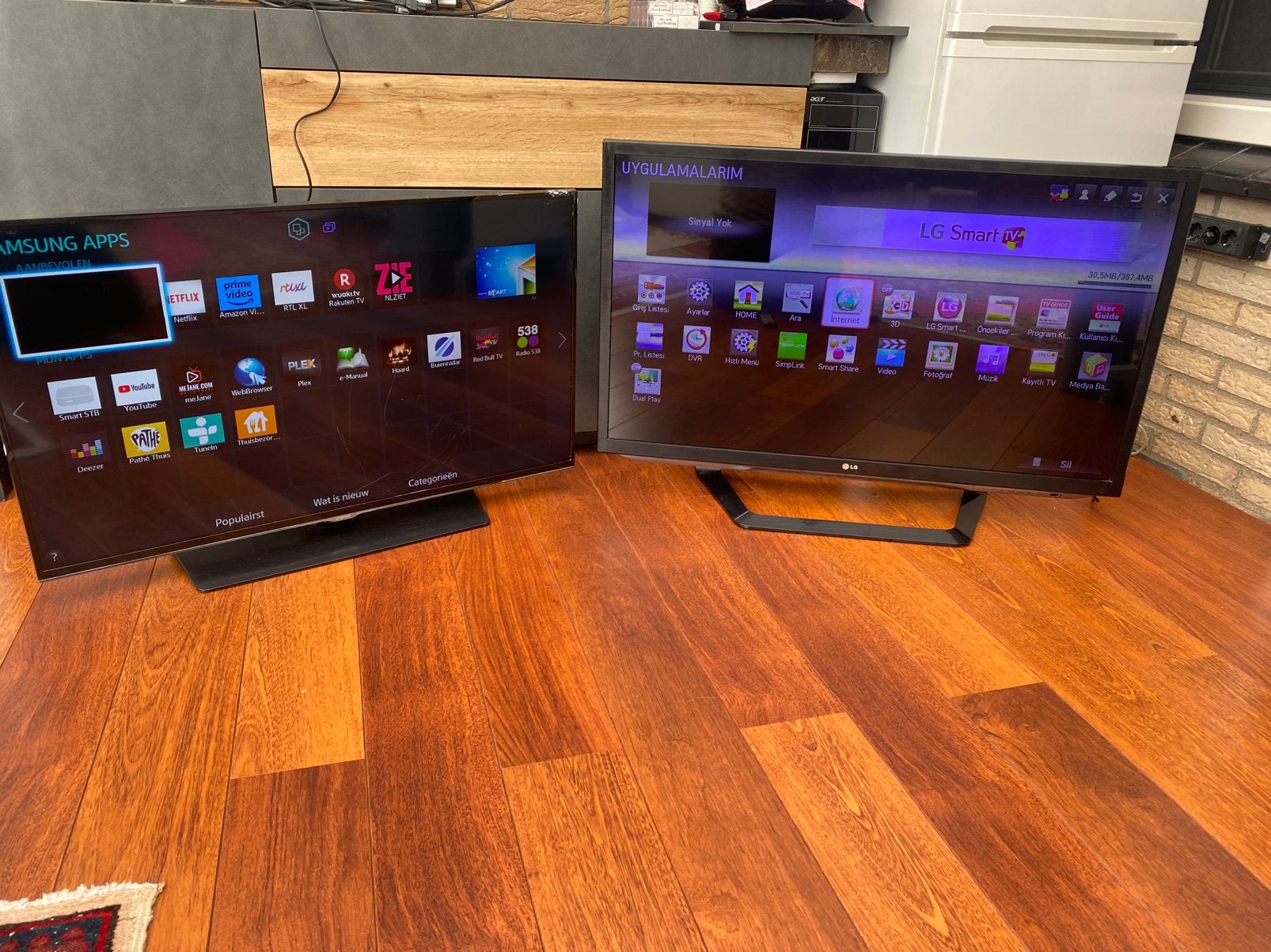 Twee televisies: LG 42LM620S en Samsung UE40H5500, Ophalen of Verzenden, 100 Hz, 100 cm of meer, Full HD (1080p)