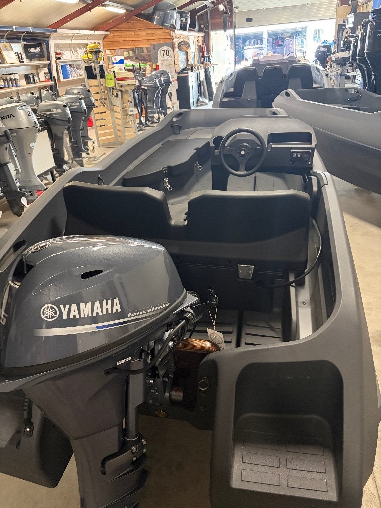 Pioner Go darkline vaarklaar met Yamaha F9,9, Watersport en Boten, Vis- en Consoleboten, Overige materialen, 36 m, Tot 10 pk, Viertaktmotor