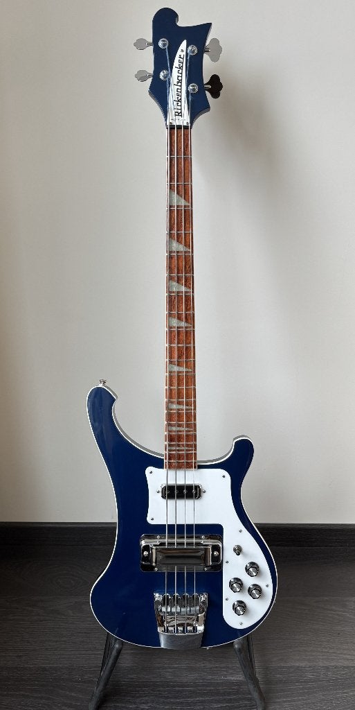 Rickenbacker 4003 van 2007 uitgevoerd in Midnight-Blue., Ophalen, Zo goed als nieuw, Elektrisch