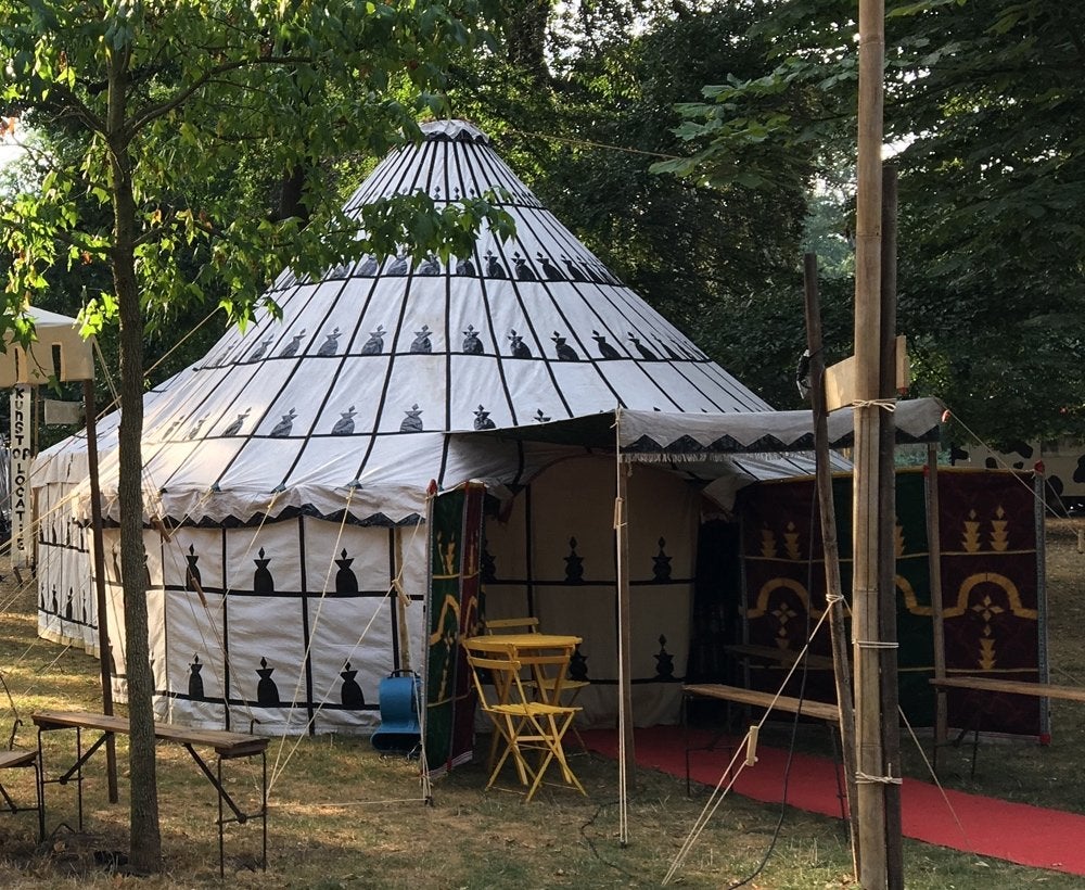 Marokkaanse Caïdale tent verhuur – Ø 6 m, Verzenden, Partytent, 6 meter of meer, Zo goed als nieuw
