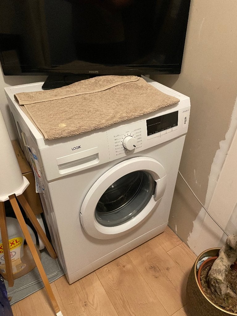 Witte wasmachine, Ophalen, 1200 tot 1600 toeren, Gebruikt, Voorlader