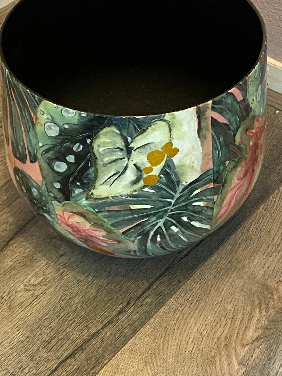 Beautiful plant pot, Tuin en Terras, Bloembakken en Plantenbakken, Ophalen, Minder dan 30 cm, Minder dan 60 cm, Rond