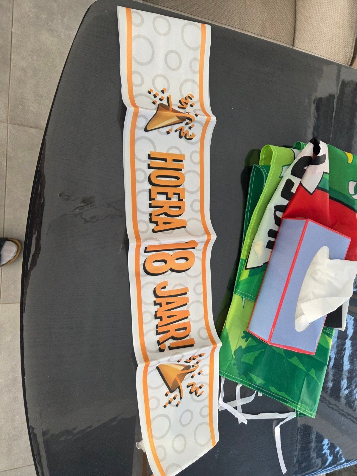 Hoera 18 Jaar! Feestversiering - Sjerp en Vlag, Ophalen, Zo goed als nieuw, Versiering, Verjaardag