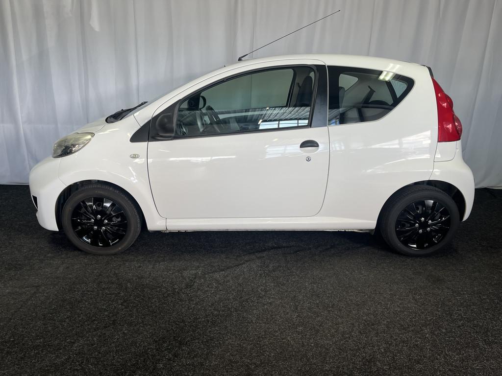 Peugeot 107 1.0-12V XR AIRCO/RADIO/STUURBEKR/NAP (bj 2011), Voorwielaandrijving, Euro 5, Stof, Gebruikt