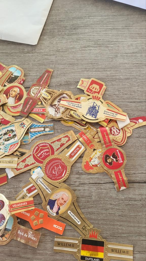 Sigarenbandjes Willem II Valasques, Ophalen of Verzenden, Gebruikt, Sigarenbandjes
