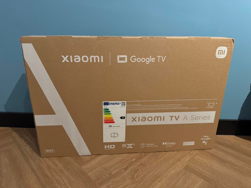 Gesealde gloednieuwe smart tv 32 inch voor op de camping, Ophalen of Verzenden, Zo goed als nieuw