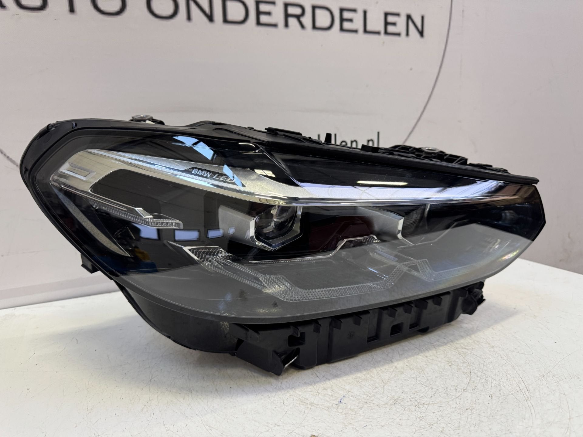 BMW X3 X4 G01 G02 FACELIFT VOL LED KOPLAMP RECHTS 5A0E5F2, Auto-onderdelen, Verlichting, Petuelring 130
80788  Munich, DE, Gebruikt