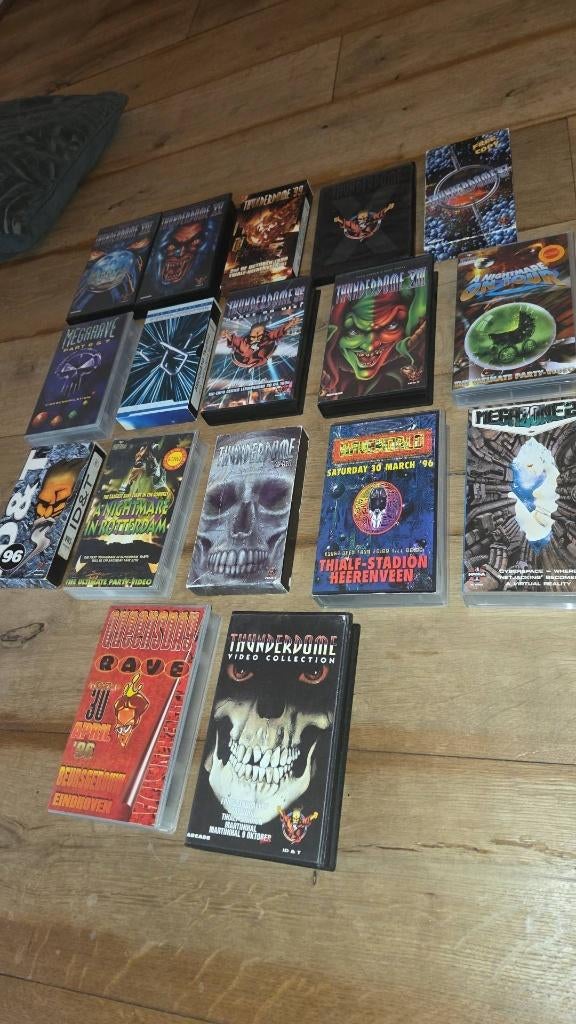 Collectie Videobanden jaren 90 Thunderdome, Verzamelen, Ophalen of Verzenden, Overige typen