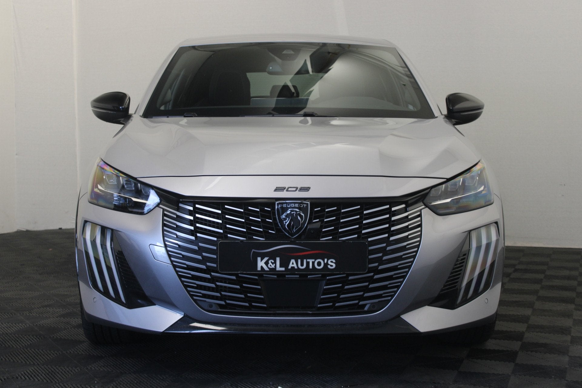 Peugeot 208 1.2 Hybrid 145 e-DCS6 GT (bj 2025, automaat), Auto's, 1203 kg, Gebruikt, Zwart, 1199 cc