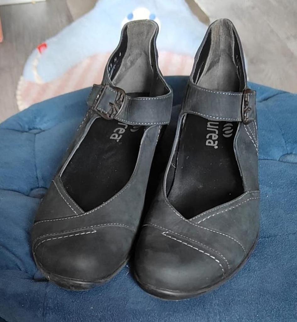 Lage pumps/bandschoenen Durea maat 37 donkergrijs, Kleding | Dames, Schoenen, Ophalen of Verzenden, Zo goed als nieuw, Grijs