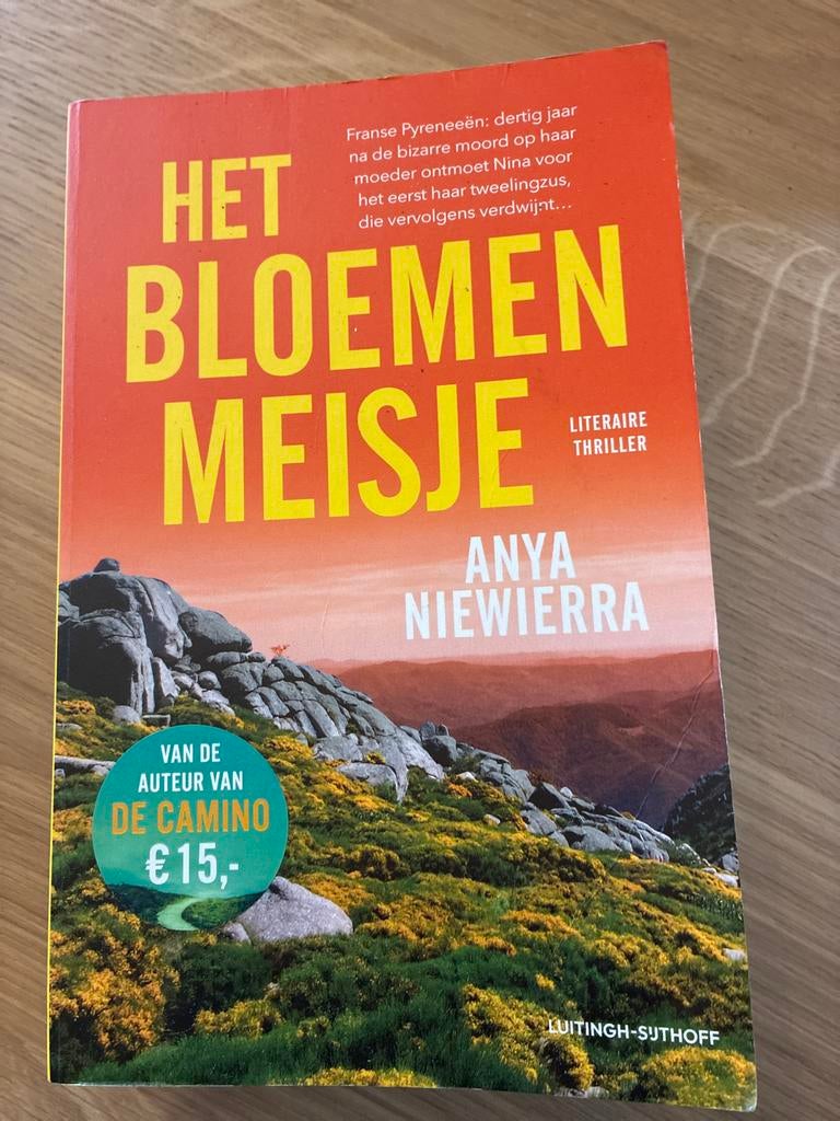 Het Bloemenmeisje - Anya Niewierra (Literaire Thriller), Boeken, Ophalen of Verzenden, Gelezen, Nederland