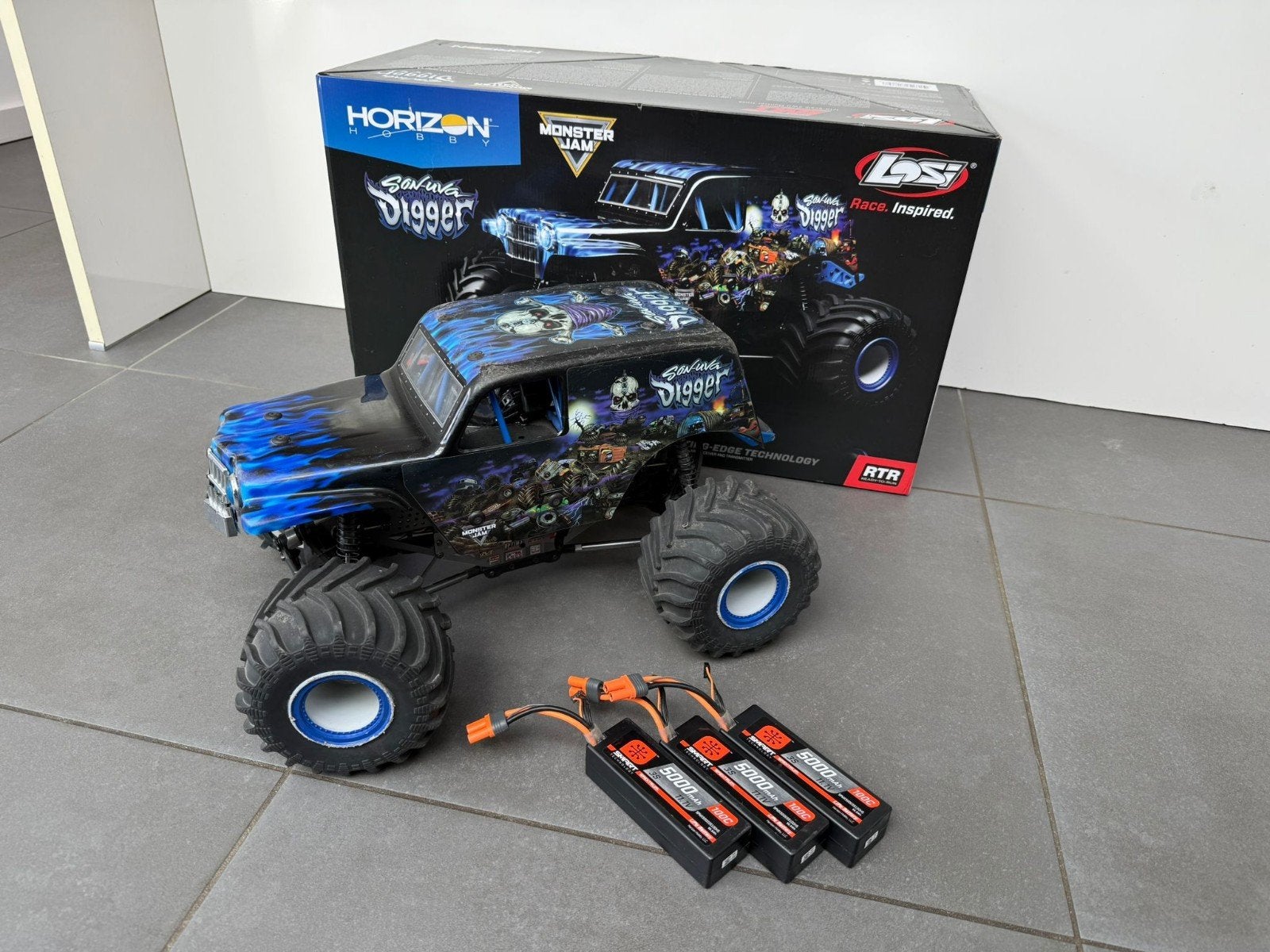 Losi LMT Son-Uva Digger RC Monster Truck met 3 accu's, Auto offroad, Zo goed als nieuw, Schaal 1:8, Ophalen
