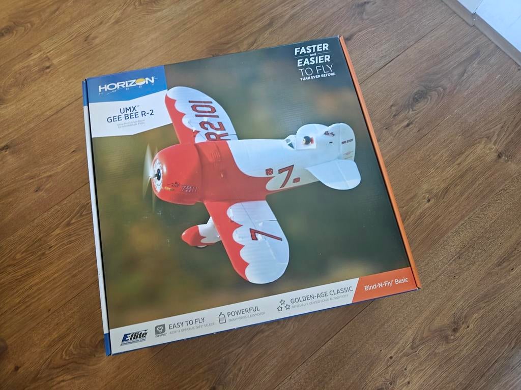 E-flite umx gee bee r-2 gloednieuw, Ophalen of Verzenden, Nieuw