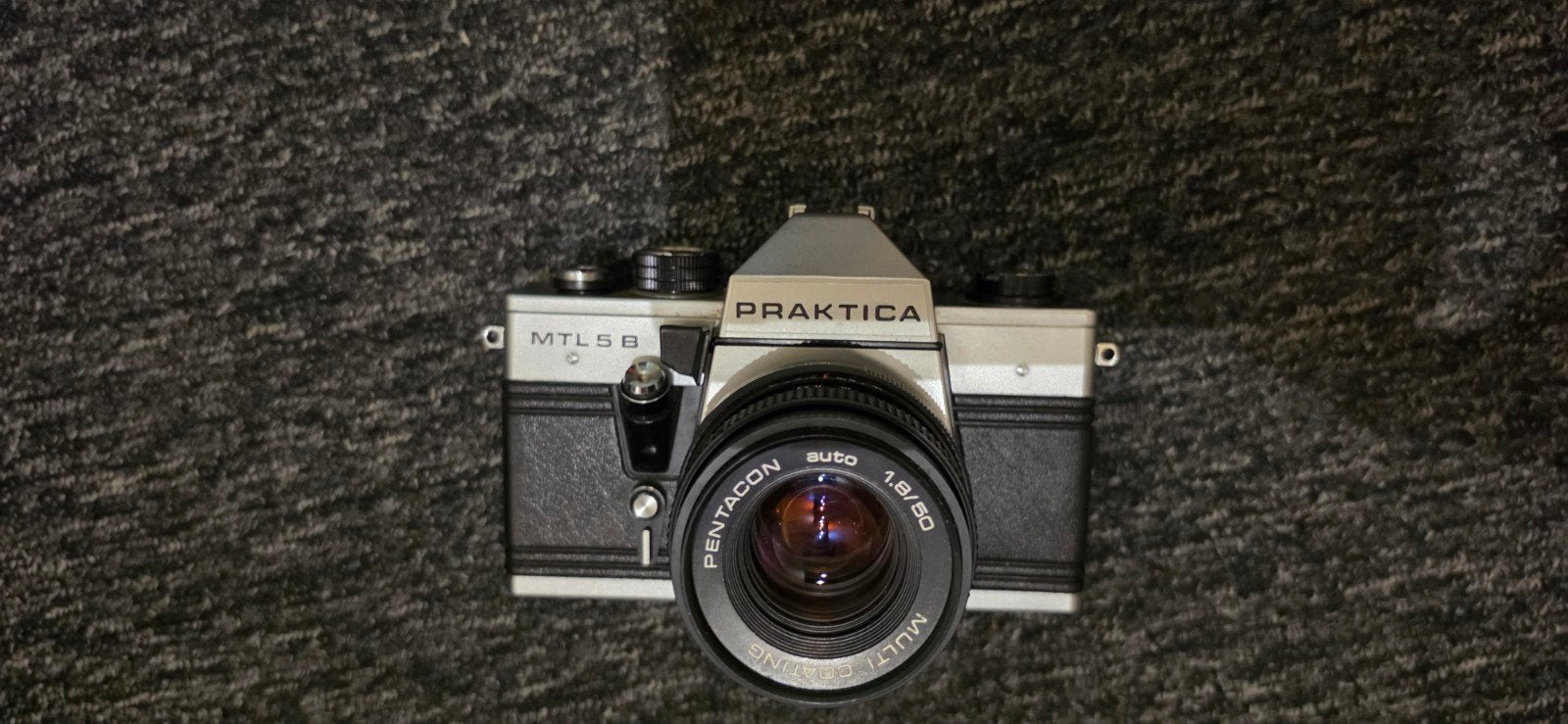 Praktica MTL 5B Defect Pentacon 1.8/50 lens, Ophalen of Verzenden, Spiegelreflex, Overige Merken