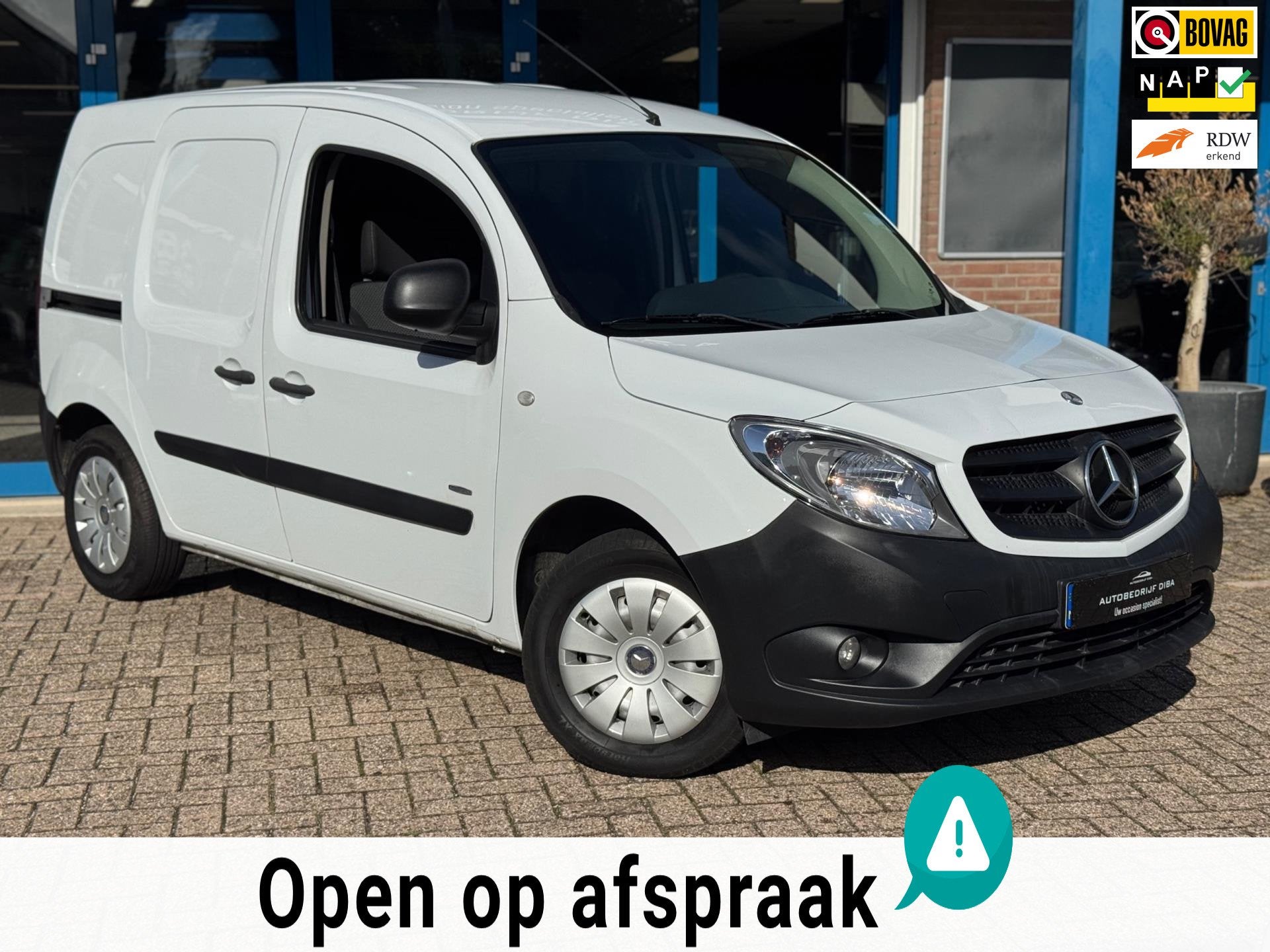 Mercedes-Benz Citan 108 CDI BlueEFFICIENCY 2017 AIRCO BTW!, Auto's, Voorwielaandrijving, Dealer onderhouden, Stof, Gebruikt
