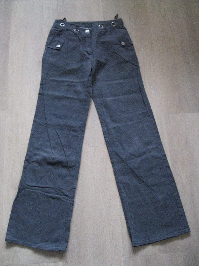maat S, (36) 1 grijze Basic broek / pantalon, Ophalen of Verzenden, Maat 36 (S), Gedragen, Basic.