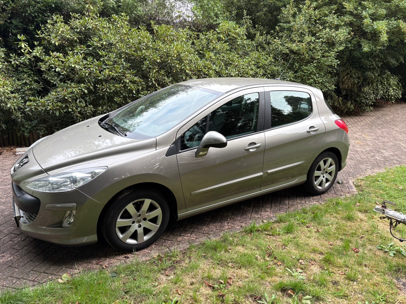 Peugeot 308 1.6 VTI 16V 5-DRS 2011 Grijs, Auto's, Voorwielaandrijving, 4 cilinders, 1650 kg, Origineel Nederlands