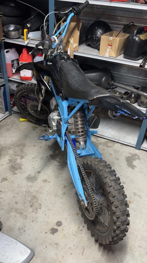 Pitbike 125cc, Ophalen of Verzenden, Zo goed als nieuw