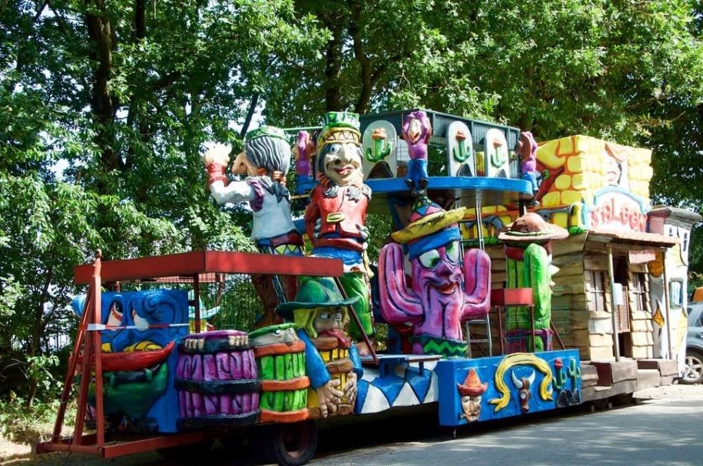 Carnavalswagen te huur, Ophalen of Verzenden, Carnaval