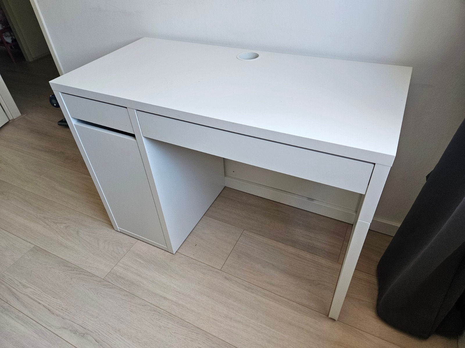 Wit bureau met lades en opbergruimte - IKEA Micke, Ophalen, Met lades, Gebruikt, Spaanplaat of MDF