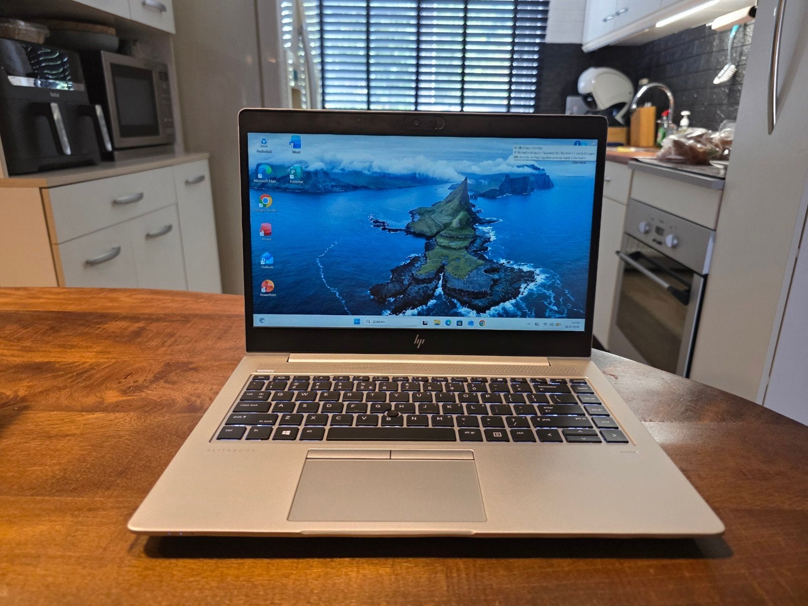 HP Elitebook Mt44/Ryzen3 Pro/8GB/256GB/W11/Office/Hdmi, Computers en Software, Windows Laptops, Met videokaart, 2 tot 3 Ghz, Qwerty