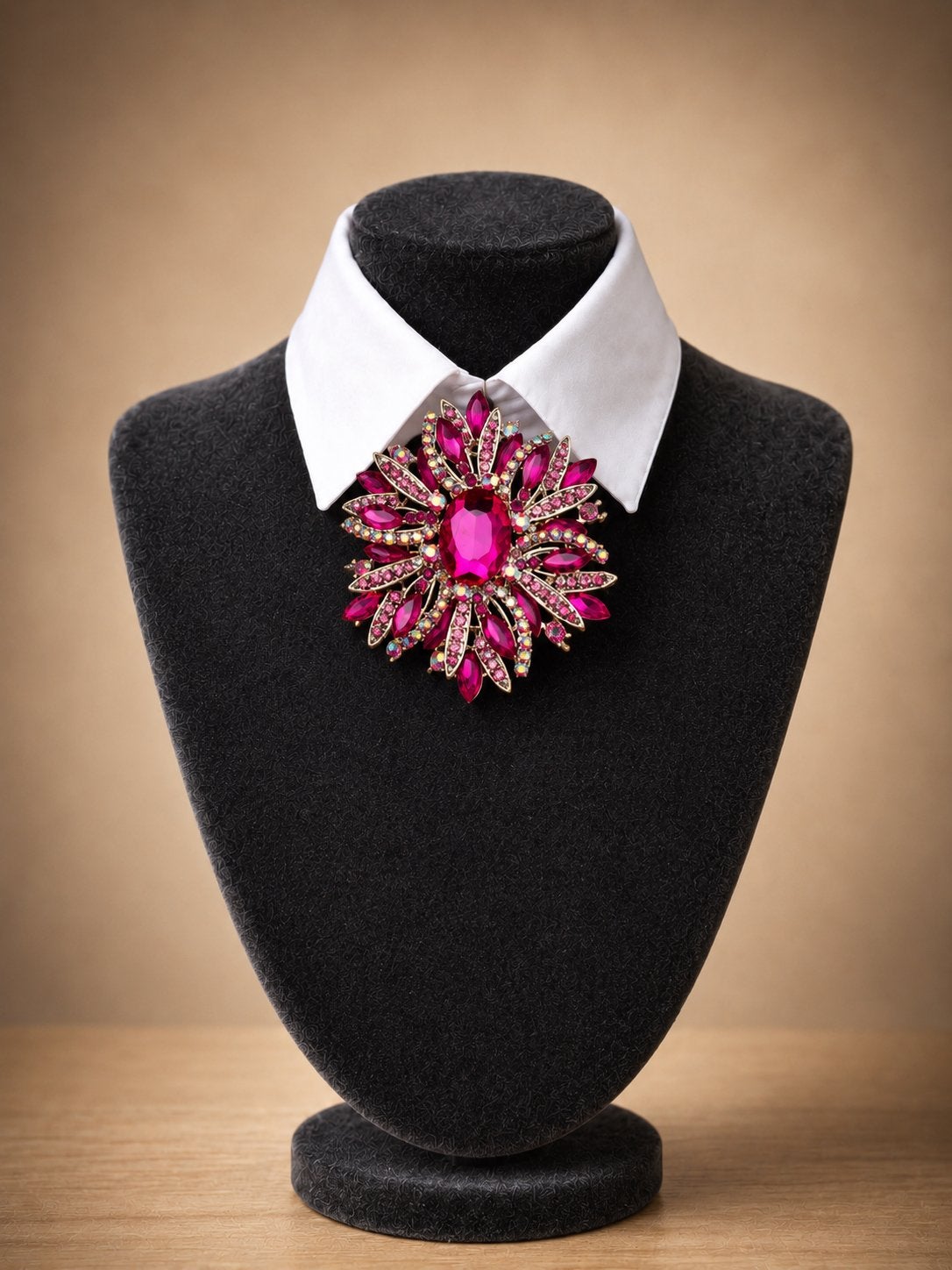Prachtige roze broche met kristallen, Met kristal, Overige materialen, Nieuw, Ophalen of Verzenden