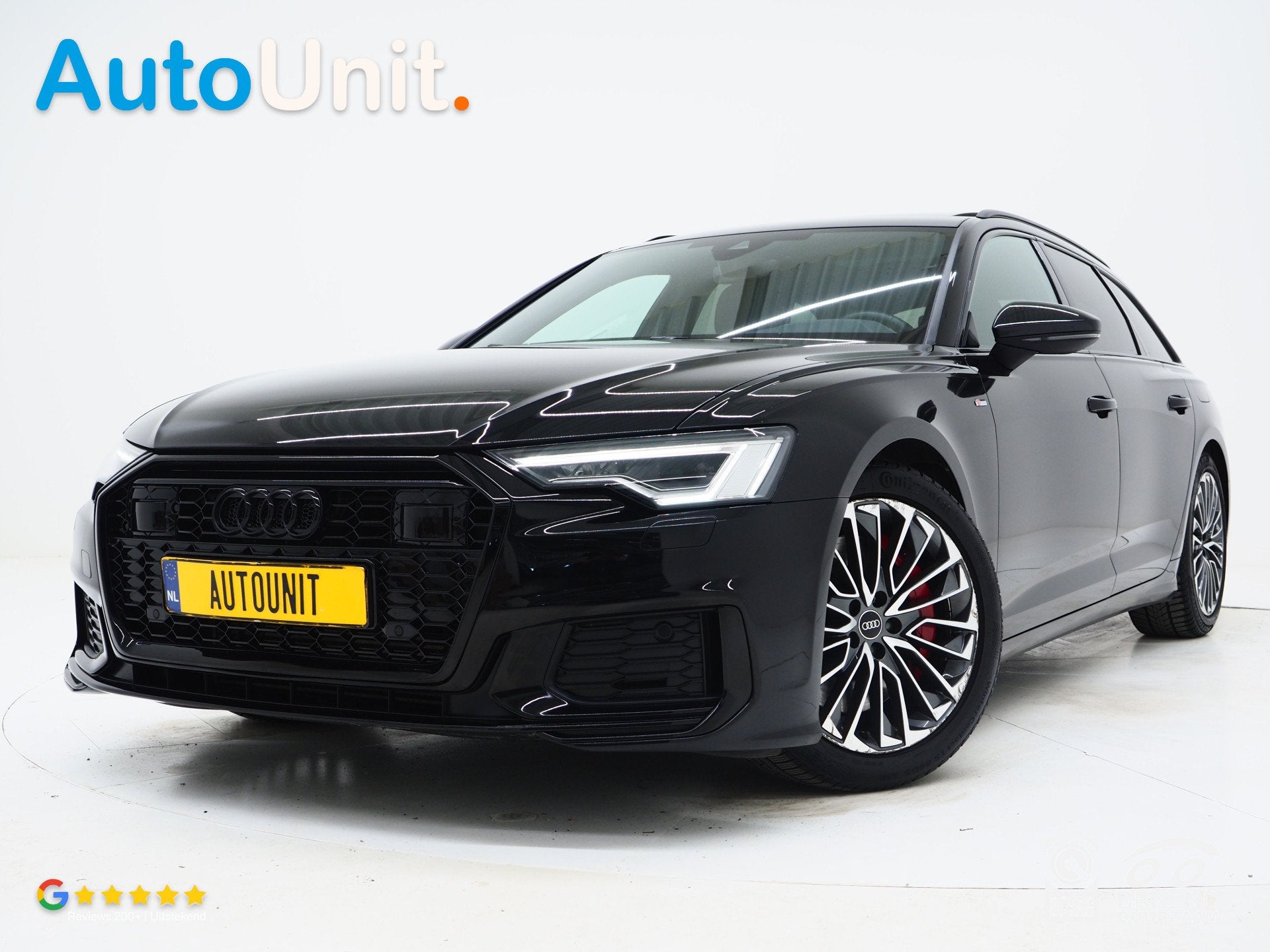 Audi A6 Avant 55 TFSI e quattro Competition Full Black | Pan, Automaat, Gebruikt, 4 cilinders, Zwart