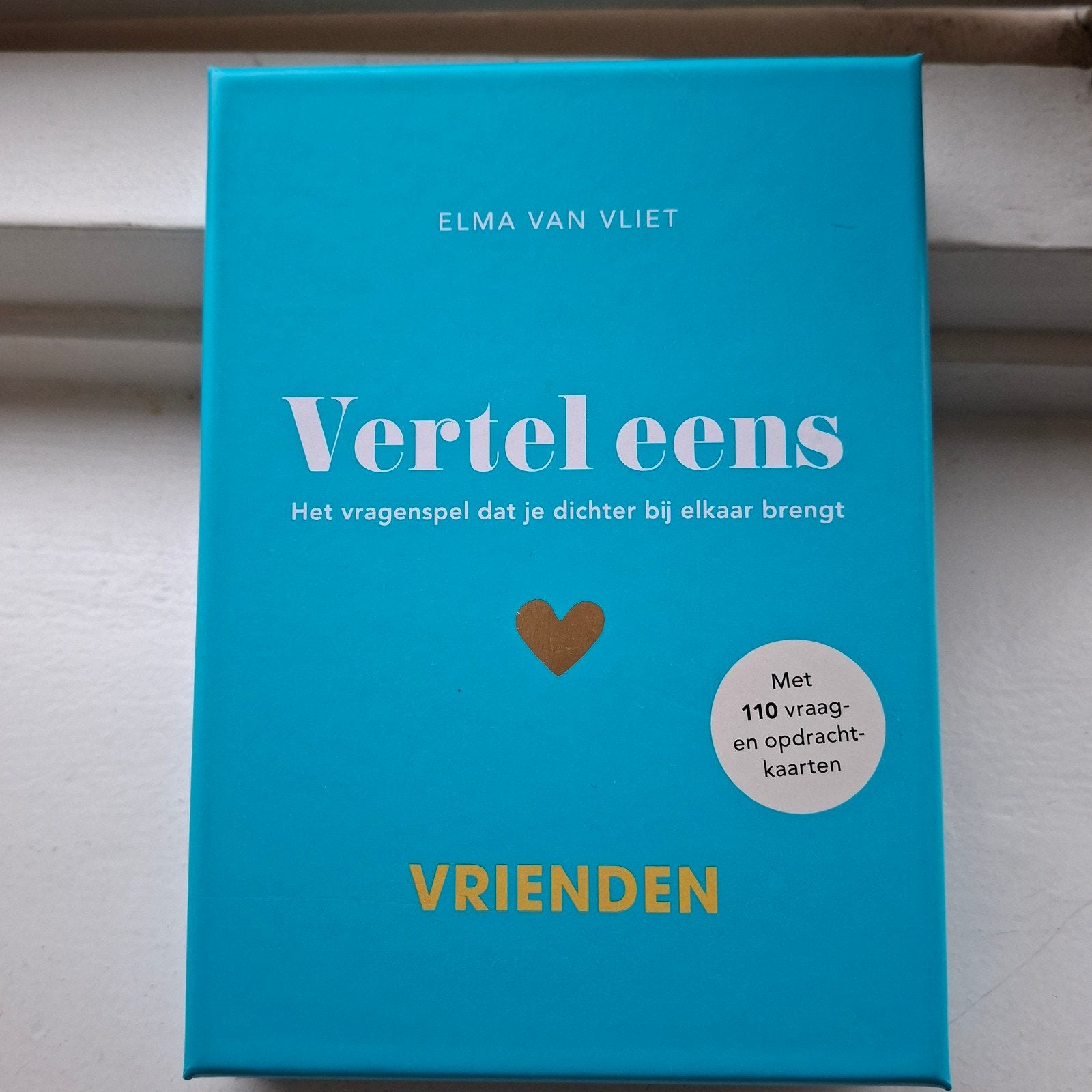 Vertel eens Vrienden - Vragenspel dat je dichterbij breng, Drie of vier spelers, Ophalen of Verzenden, Zo goed als nieuw, HarperCollins