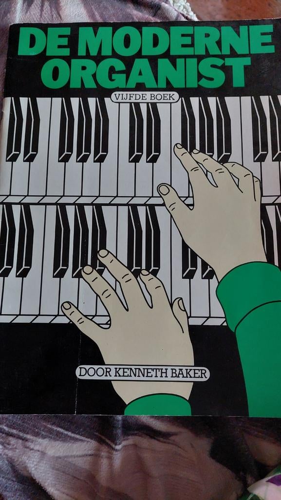 De Moderne Organist - Vijfde Boek door Kenneth Baker, Boeken, Ophalen