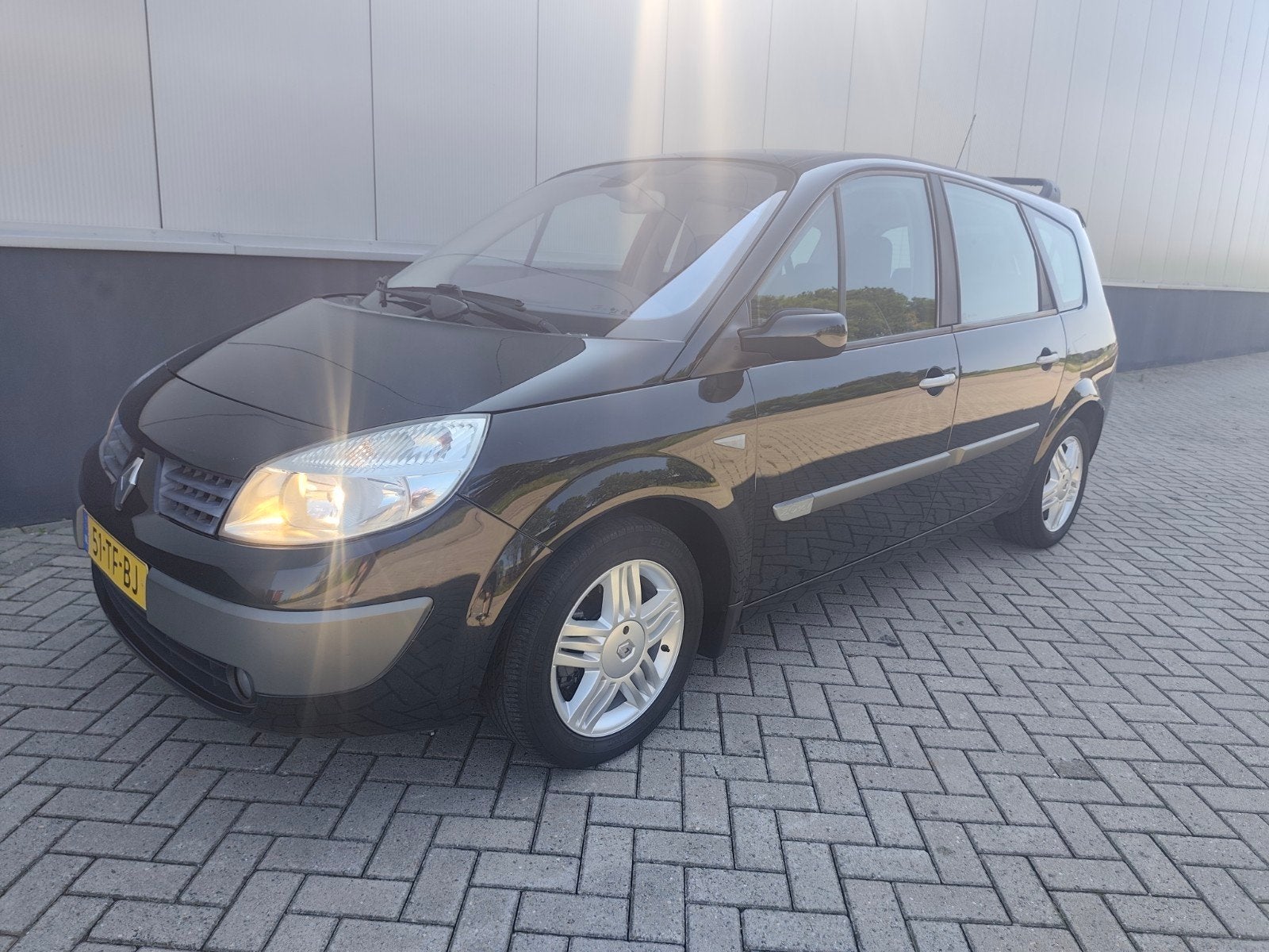 Renault Grand Scenic 2.0 16V 7p 197xxx nap gelopen luxe uitv, Auto's, Renault, Particulier, Grand Scenic, Benzine, C, MPV, Handgeschakeld
