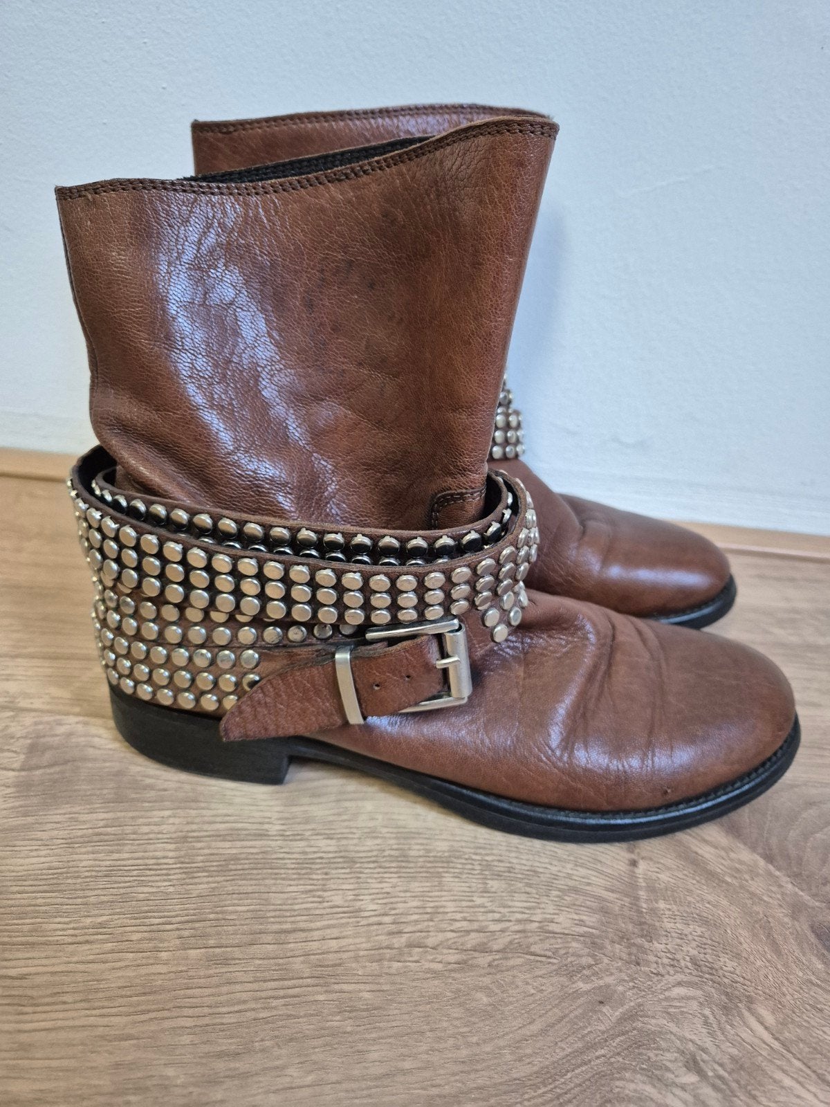 Bruine leren laarzen met studs - Maat 39, Ophalen of Verzenden