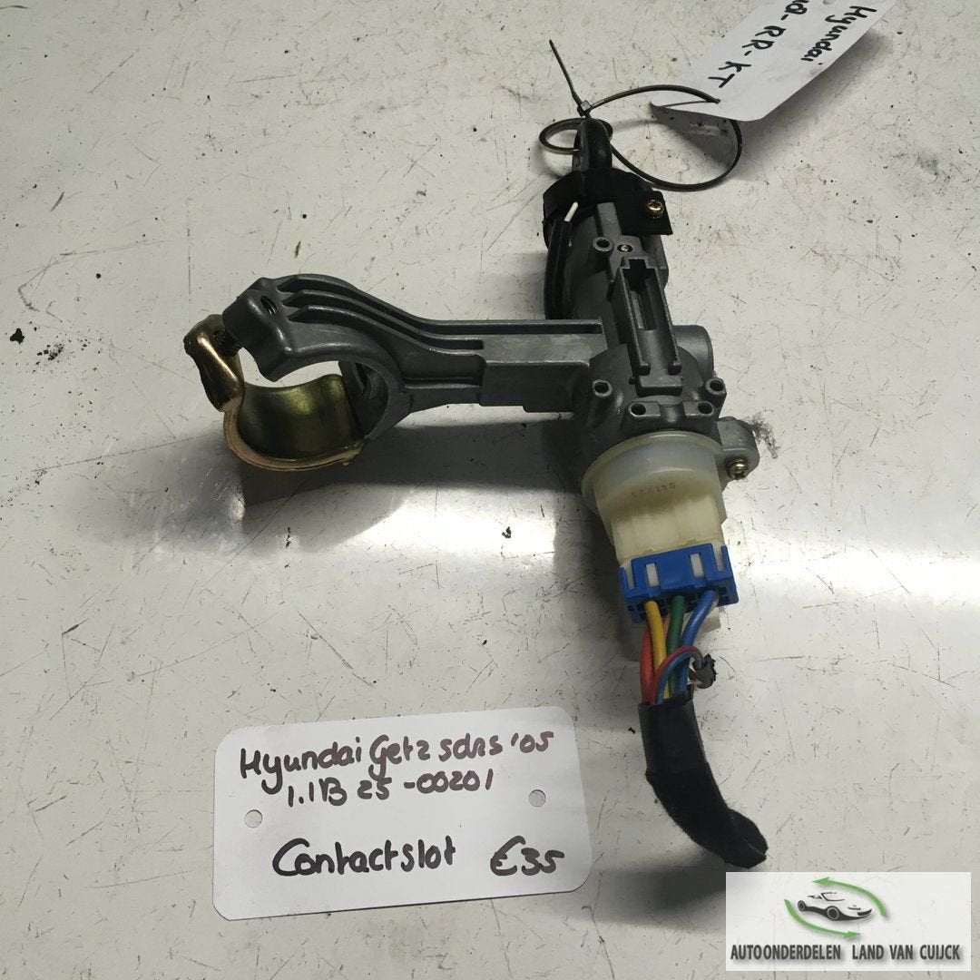 Hyundai Getz 5 drs 1.1 B 2005 2500201  Contactslot met sleut