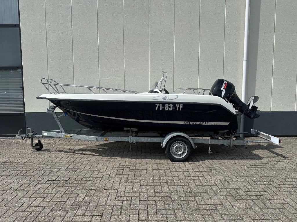 Uttern 4612 Exclusive Consoleboot + 50 pk Suzuki + Trailer, Watersport en Boten, Vis- en Consoleboten, Gebruikt, Overige merken